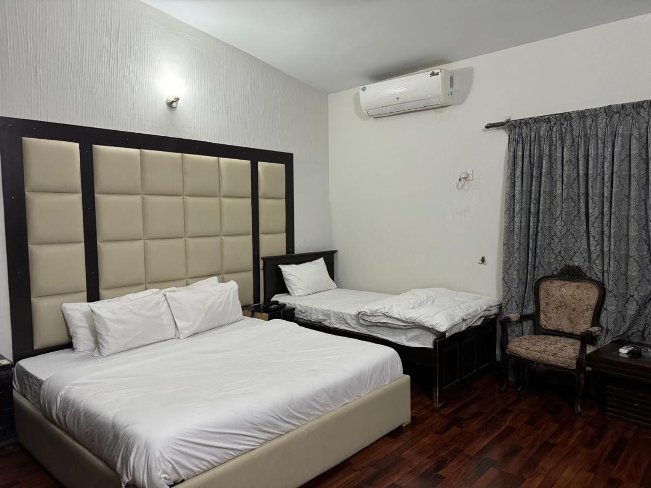 Casa Blanca Boutique Guest House Исламабад Экстерьер фото