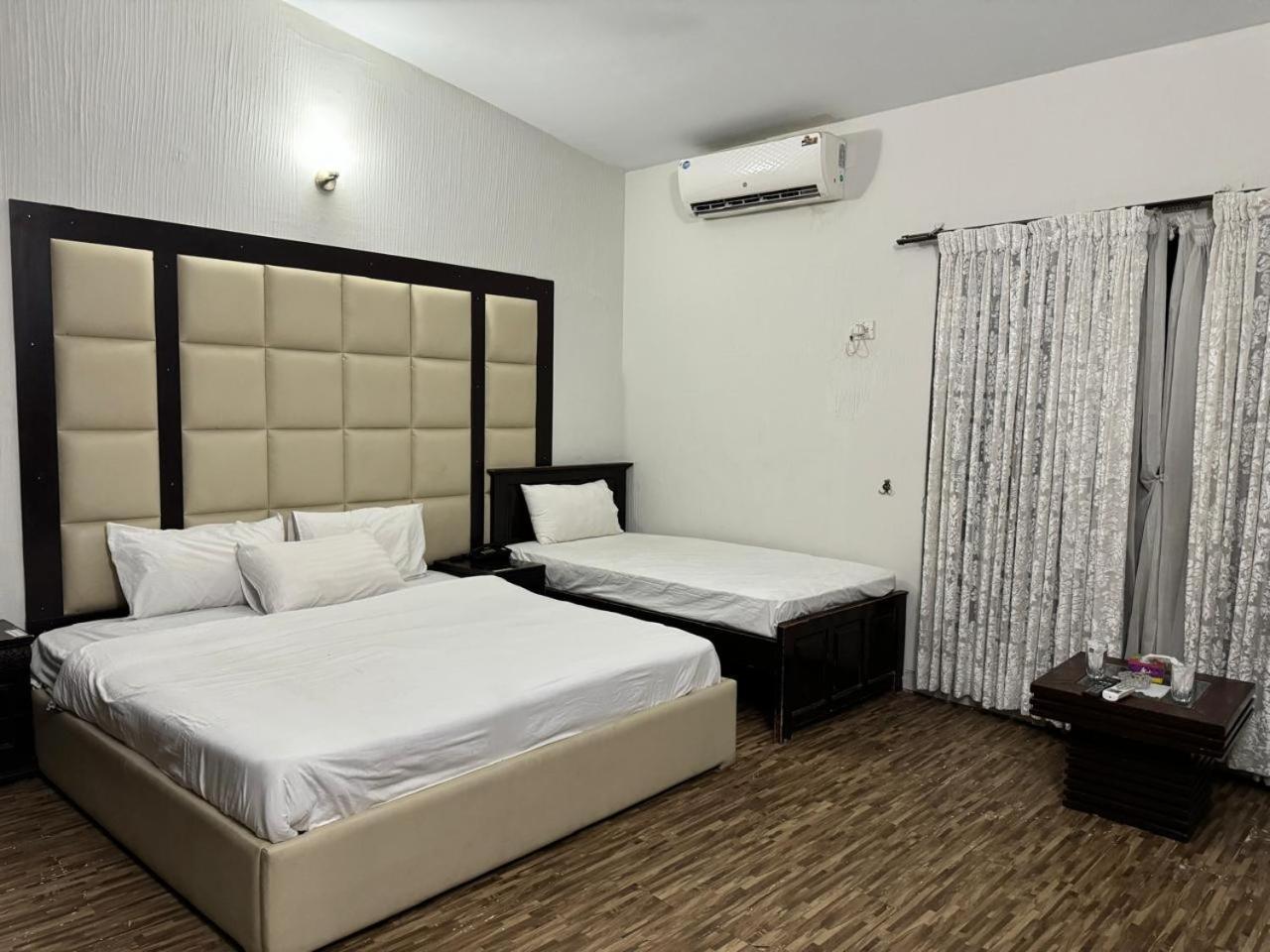 Casa Blanca Boutique Guest House Исламабад Экстерьер фото